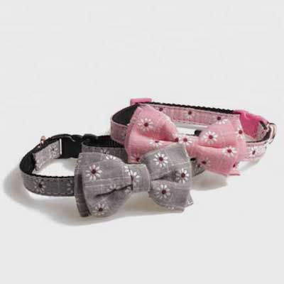 Flower Dog Collar: Cotton Triangle Pet Scarf Print 06-0611 Dog collars: Pet collars and other pet accessories bling dog collar